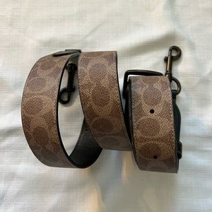 Coach Novelty Bag Strap in Signature Canvas w/ Black Glovetanned Leather